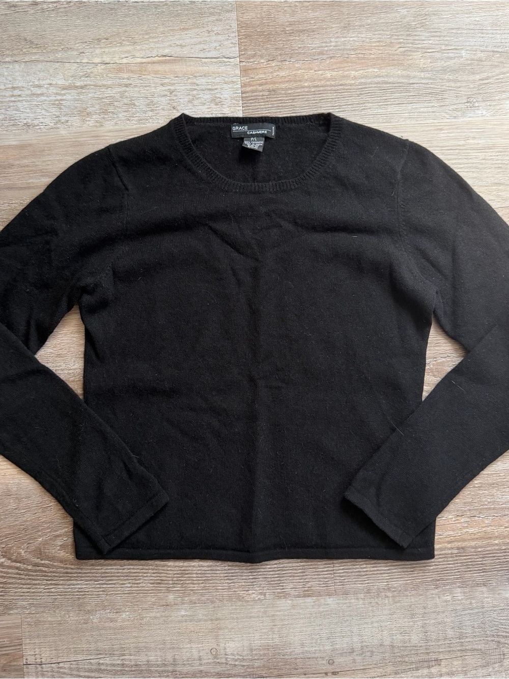 Grace Cashmere 100% Cashmere Black Crewneck Sweater P/L